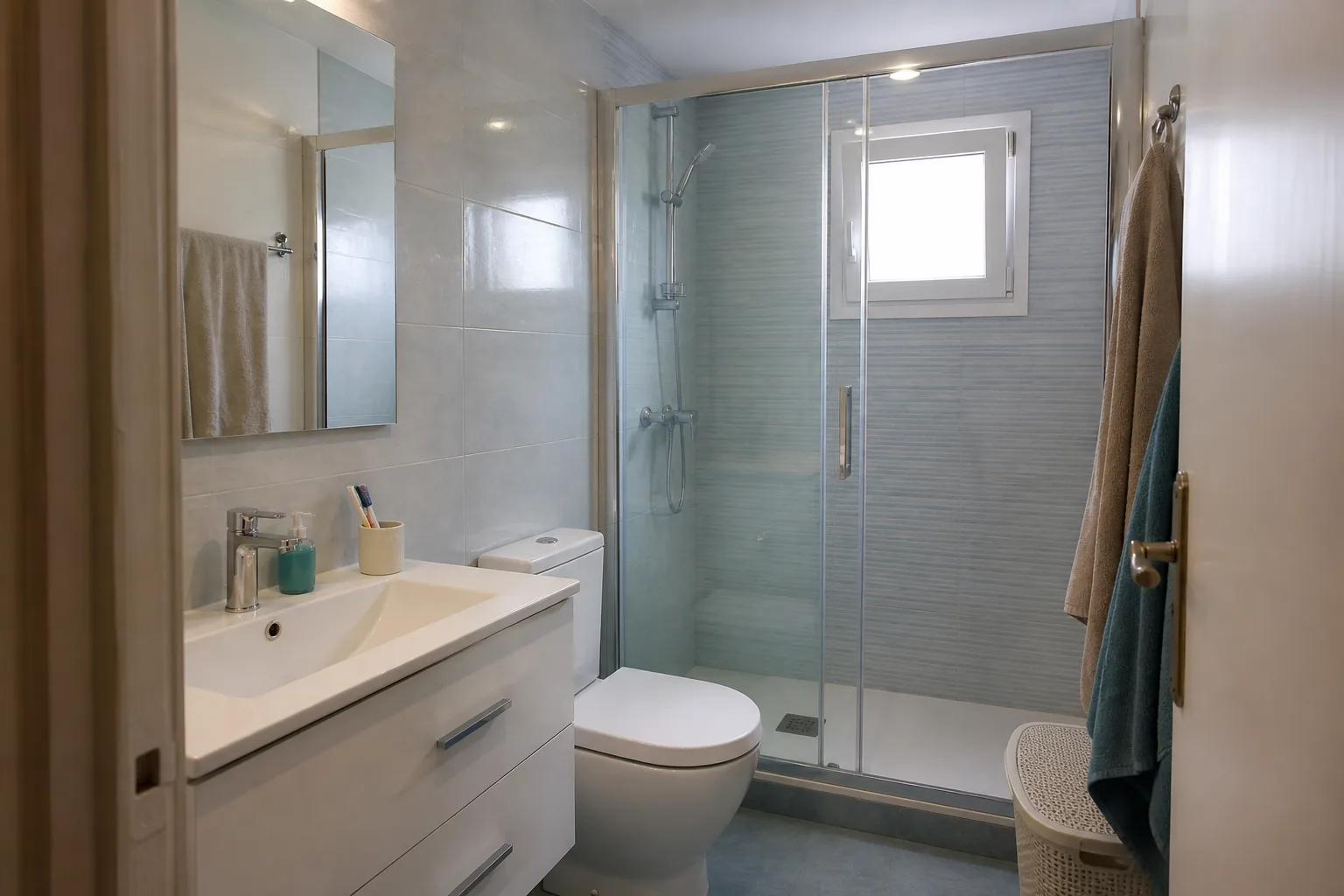Baño Reformado en Piso Familiar - Reformas Innova Baño reformado en piso familiar